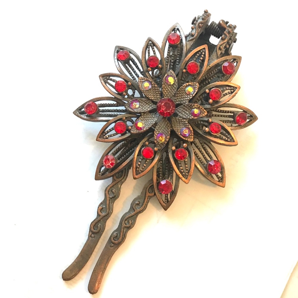 ♦️SALE♦️ Wonen Hair Accessory/ Clip - Picture 1 of 5